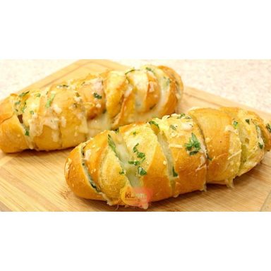 PAN CON AJO Y QUESO